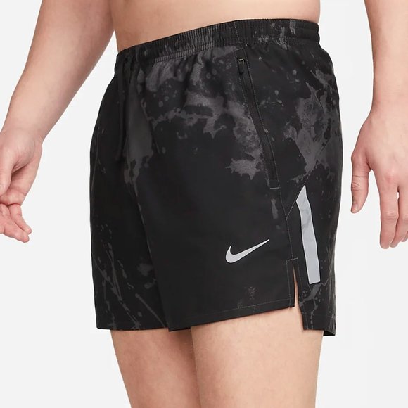 Nike Other - 🏷️NWT Nike Dri-FIT Run Division Stride 4" Brief-Lined Running Shorts In Black
